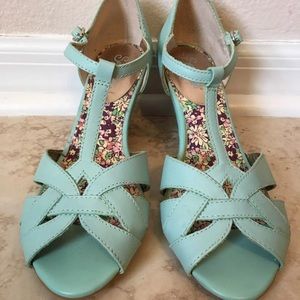 Seychelles Heritage Teal Vintage Heels